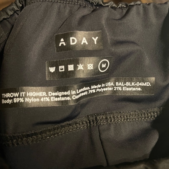 A Day Throw It Higher Leggings - Picture 4 of 4